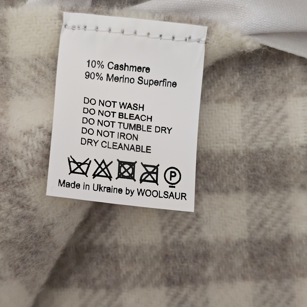 Woolsaur Plaid Supersoft Cashmere Blend Throw Blanket - Picture 5 of 5